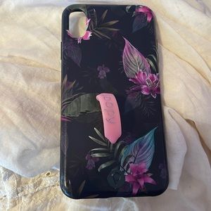 Loopy iPhone XS Max phone case. Glow in the dark loop